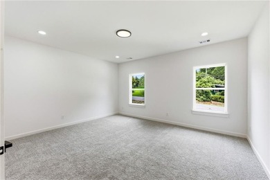 Welcome to lakeside living on Lake Lanier in the sought-after - photo 22