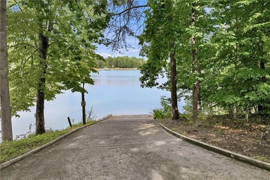 Welcome to lakeside living on Lake Lanier in the sought-after - photo 37