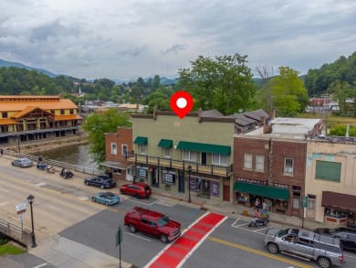 Lake Home Sale Pending in Bryson City, North Carolina