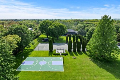 This South of the Highway estate has everything in place for a - photo 2