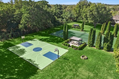 This South of the Highway estate has everything in place for a - photo 4