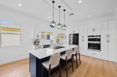 Welcome to Venetian Isles, a gated 55+ active lifestyle - photo 3