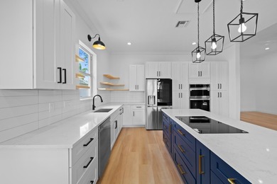 Welcome to Venetian Isles, a gated 55+ active lifestyle - photo 7