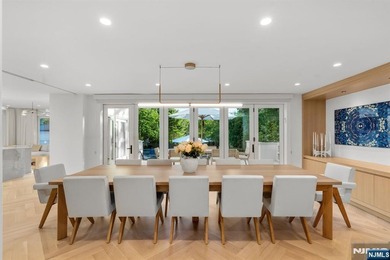 Welcome to one of the most exceptional estates ever offered in - photo 12