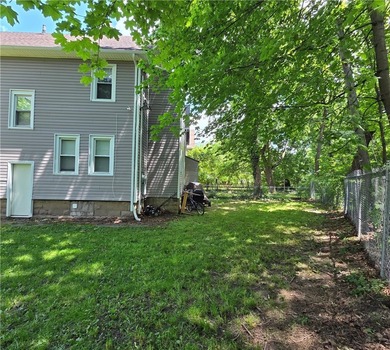 Turnkey investor's dream or perfect owner-occupant opportunity - photo 14