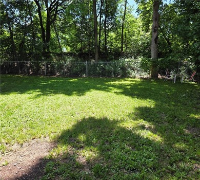 Turnkey investor's dream or perfect owner-occupant opportunity - photo 17