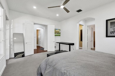 Welcome to this stunning 4-bedroom, 3.5-bathroom residence - photo 18
