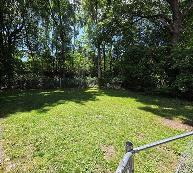 Turnkey investor's dream or perfect owner-occupant opportunity - photo 19