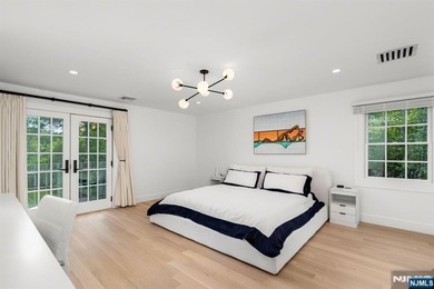 Welcome to one of the most exceptional estates ever offered in - photo 22
