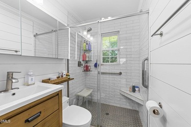 Truly unique 3 Or 4 BR / 2 Bath with 1941 Square Feet PLUS a - photo 22
