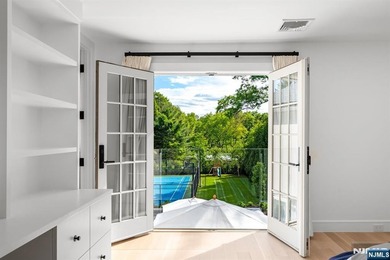 Welcome to one of the most exceptional estates ever offered in - photo 23