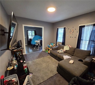 Turnkey investor's dream or perfect owner-occupant opportunity - photo 24