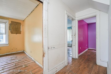 PROPERTY IS VACANT! PRICED TO SELL AS IS: CASH OFFERS ONLY - photo 24