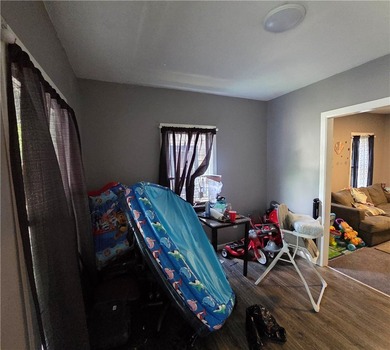 Turnkey investor's dream or perfect owner-occupant opportunity - photo 26