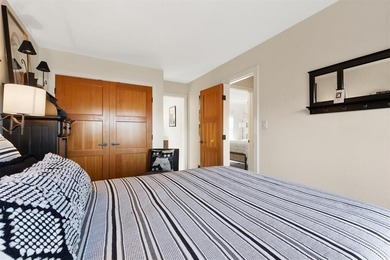 Tucked at the end of a cul-de-sac, this private townhome - photo 30