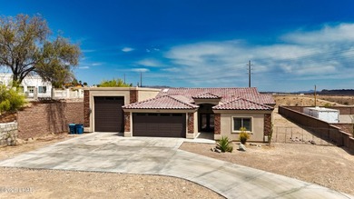 Flying Cloud property now on the market with nearly 3/4 of an - photo 1