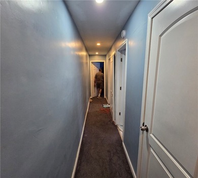 Turnkey investor's dream or perfect owner-occupant opportunity - photo 32
