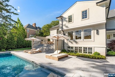 Welcome to one of the most exceptional estates ever offered in - photo 35