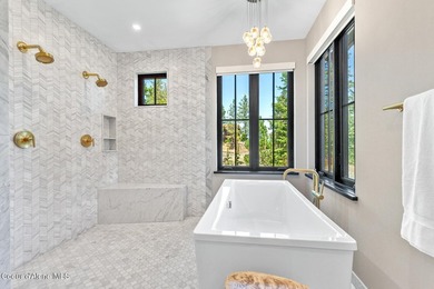 Estate 265 is a modern mountain residence situated in the Gozzer - photo 36
