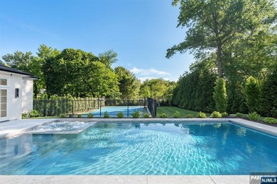 Welcome to one of the most exceptional estates ever offered in - photo 36