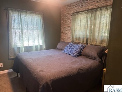 Welcome Home! This tastefully decorated home offers warmth and - photo 7