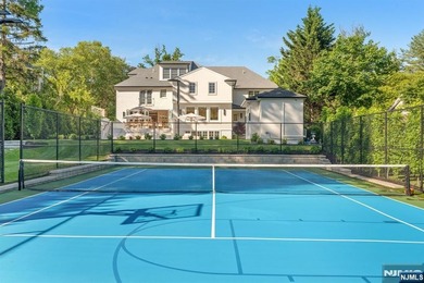 Welcome to one of the most exceptional estates ever offered in - photo 40