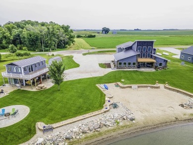 Five Island Lake Home For Sale in Emmetsburg Iowa