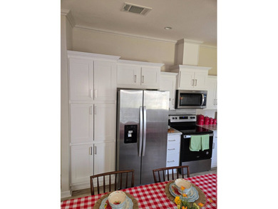 ALSO AVAILABLE FOR LEASE 1,600 A MONTH. Fully furnished move in - photo 4