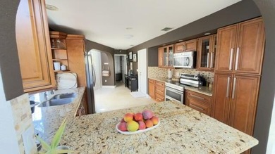 Welcome to this stunning waterfront residence in Villa Deste - photo 9