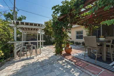 This beautifully maintained South Venice home offers the perfect - photo 50