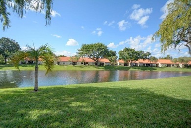 (private lake, pond, coastal) Home For Sale in Deerfield Beach Florida
