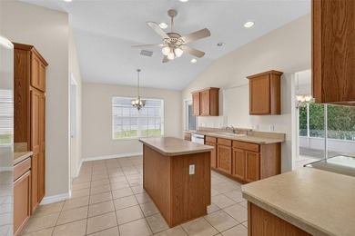 This charming 3 bed / 2 bath DESIGNER Mandevilla model home - photo 12