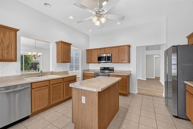 This charming 3 bed / 2 bath DESIGNER Mandevilla model home - photo 13