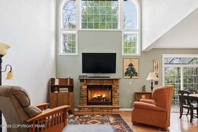 Welcome to this beautifully maintained and fully furnished home - photo 3