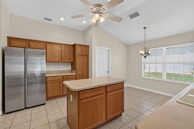 This charming 3 bed / 2 bath DESIGNER Mandevilla model home - photo 15