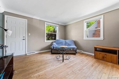 Welcome to this beautifully updated 2-bedroom, 1-bathroom home - photo 6