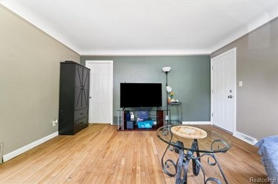 Welcome to this beautifully updated 2-bedroom, 1-bathroom home - photo 9