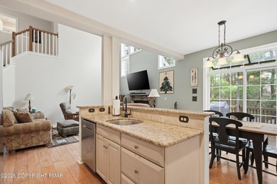 Welcome to this beautifully maintained and fully furnished home - photo 10