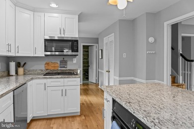 Immaculately maintained home featuring stunning renovated - photo 7