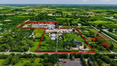 Spectacular property offering two Folios 30-5 zoned residential - photo 9