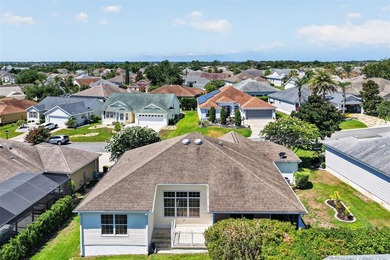 This charming 3 bed / 2 bath DESIGNER Mandevilla model home - photo 38
