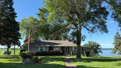 Lake Home For Sale in Cokato, Minnesota