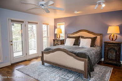Beautifully remodeled mountain retreat located on a quiet - photo 46