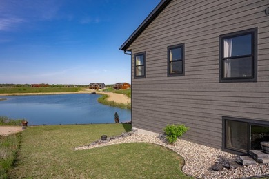 Enjoy lake living with all the amenities the area affords! This - photo 50