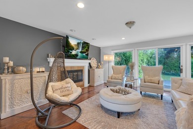 Welcome to this very clean, meticulously maintained, and - photo 9