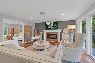 Welcome to this very clean, meticulously maintained, and - photo 10
