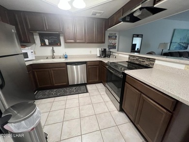 One of the best prices at Queens Bay Condos, Newer lovely - photo 8