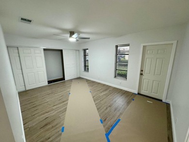No Age Restrictionspletely Renovated End-Unit Condo Move in - photo 11