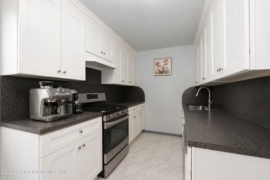 Welcome to 36 Hamilton Avenue, a beautifully updated one-bedroom - photo 14