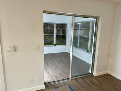 No Age Restrictionspletely Renovated End-Unit Condo Move in - photo 17